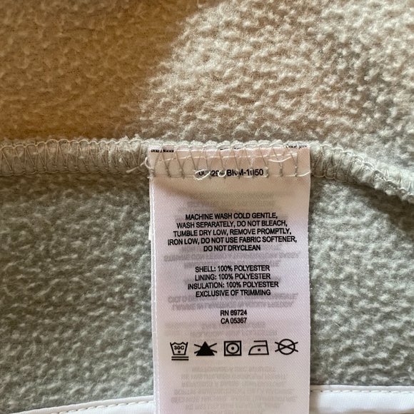 Columbia Grey and White Vest-Size M - Picture 8 of 8